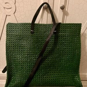 CLARE V. LEATHER TOTE